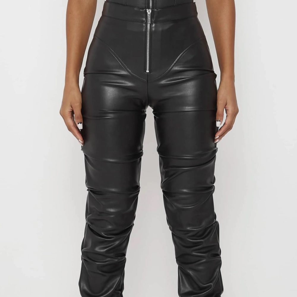 Vegan Tacked Leather Trouser | Mainere De Voir